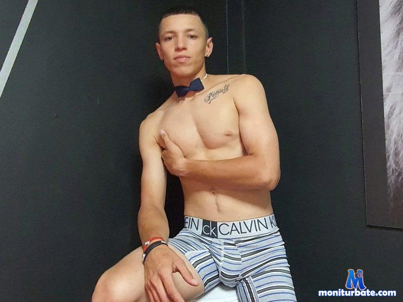 pharrell-brown Flirt4free performer Master / Slave Prisoner/Guard Domination Discipline Bad Cop/Good Cop Coach/Trainee Training Exhibitionism