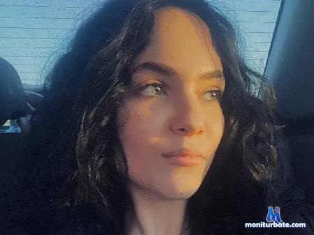 karoline-mcclanahan flirt4free performer &quot;Your Secret Escape to Play &amp; Tease&quot;