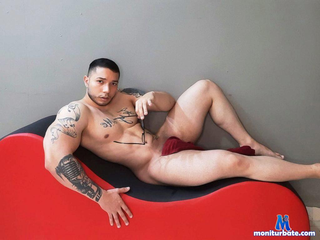 cesar-crest Flirt4free performer 