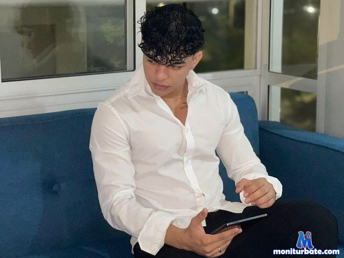 sam-dosantos Flirt4free performer Nipple Biting Nipple Play Submission Boss / Secretary Dirty Talk Doctor / Nurse Domination Jerk off Instruction Sugar Daddy Discipline Bad Cop/Good Cop Cheerleader/Jock Coach/Trainee Cowboy/Cowgirl Cosplay Total Power Exchange Exhibitionism Muscle Worship