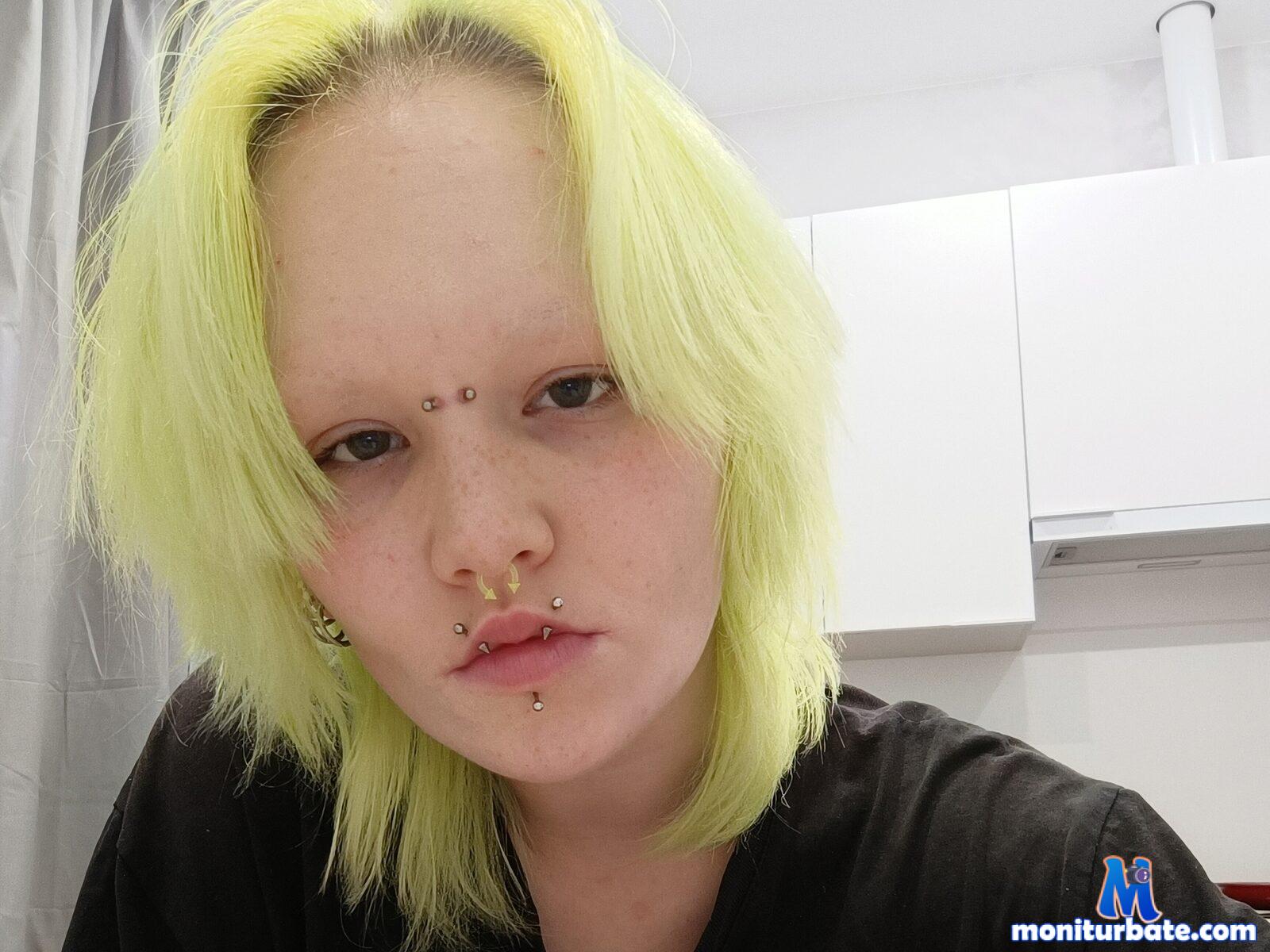 carline-berdy Flirt4free performer 