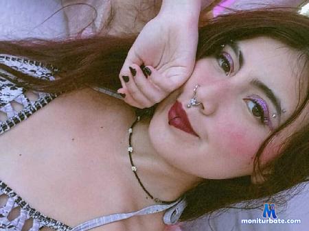 daina-evans flirt4free performer  Don't let me get bored and I'll give you all of me.