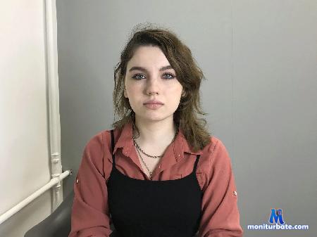marina-monta flirt4free performer Hi sweet! we want play! Play with us pls!