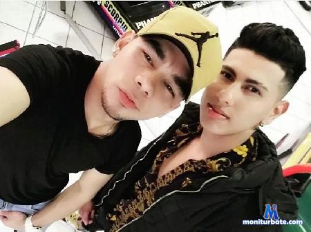 kenny-and-kalv flirt4free performer i am so horny i want sex now 
