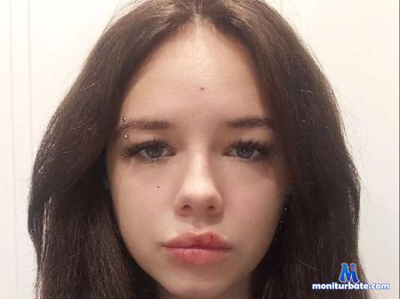 myrta-hovermale flirt4free performer Hi sweet! we want play! Play with us pls!