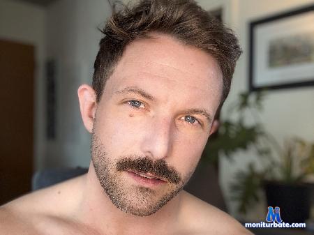 justin-brow flirt4free performer Show Daddy How Much You Love Him