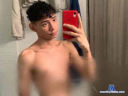 david-laid flirt4free performer I'm a boy eager to fulfill all your most carnal fantasies and desires