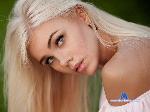 monika-wong flirt4free livecam show performer I love boys, and boys love me.