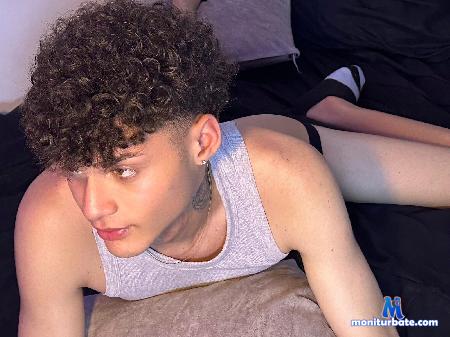 mathew-ponce flirt4free performer i want discover my body and play with u , im looking for a bf, u want meet me more? 