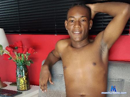 mikee-thomson flirt4free performer hey I want to be the boy who fulfills all your wishes