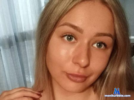 erica-lun flirt4free performer Hello! I'm 20) I like to travel