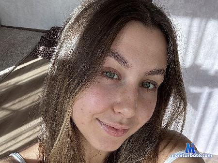 shayley flirt4free performer hey! its my first streams here :)