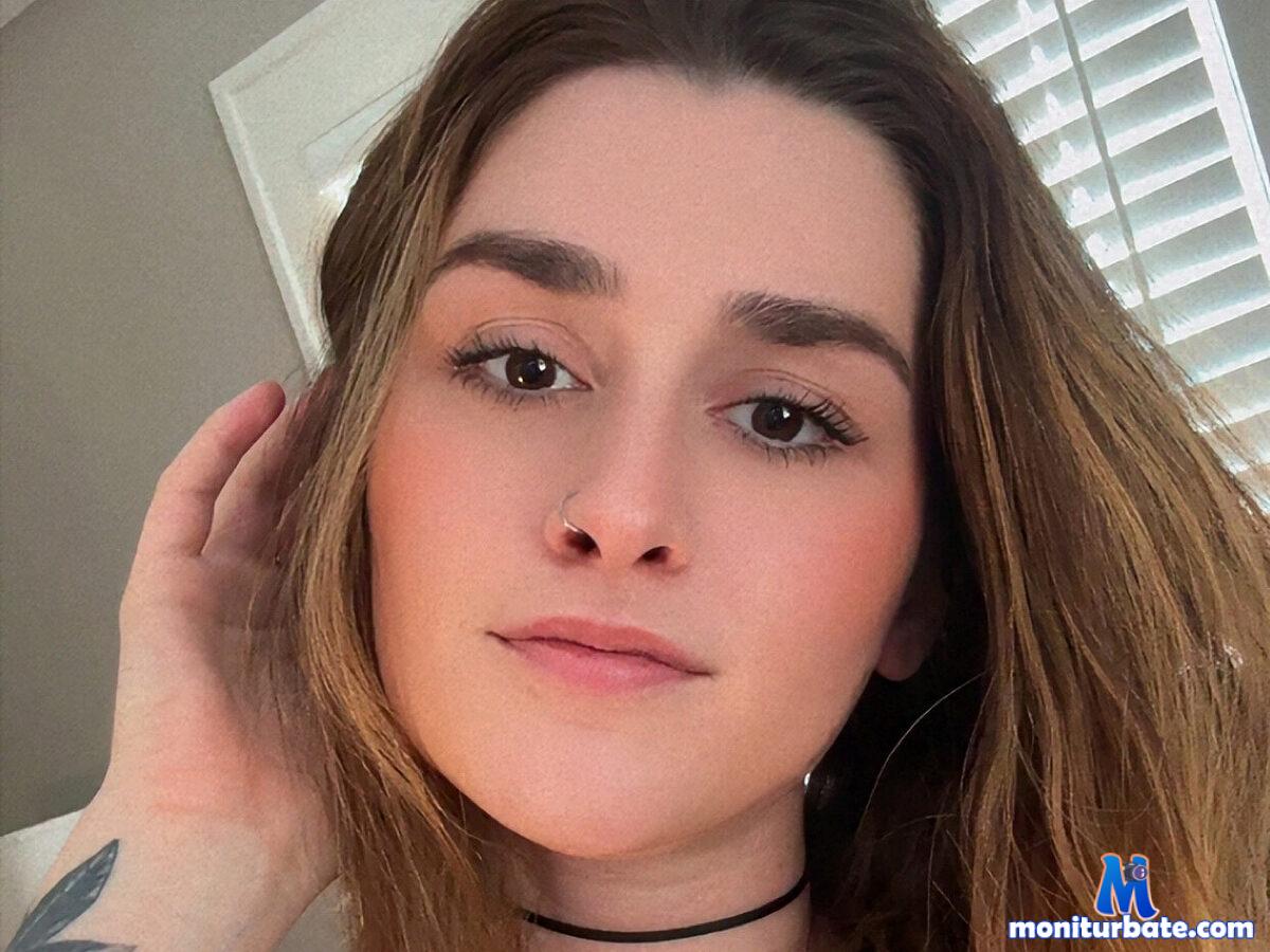 sav-owens Flirt4free performer Feet Vibrator Stockings/Panty Hose Nipple Clamps Legs Piercings and Tattoos Spanking