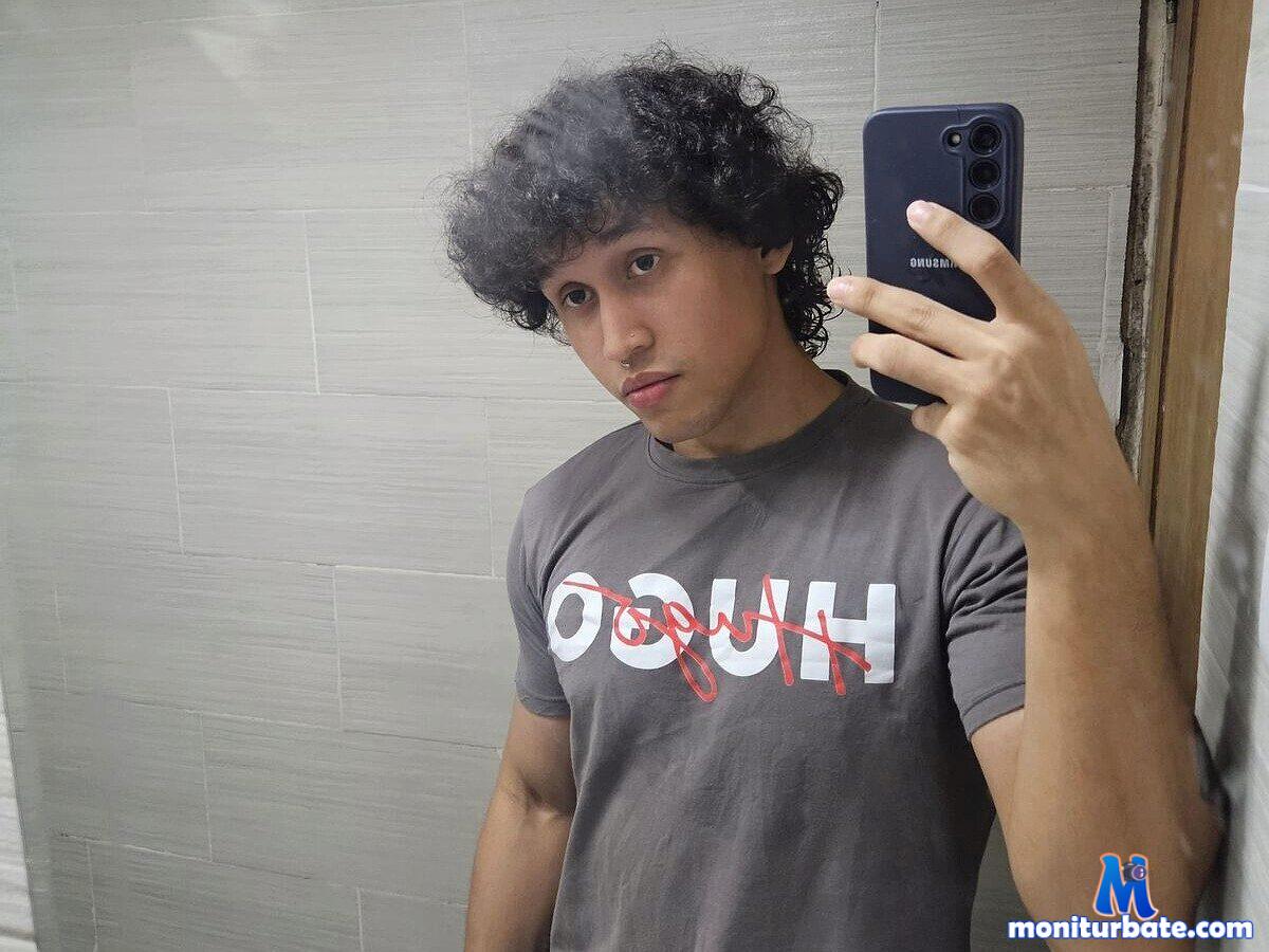 valentinn-rossi Flirt4free performer Feet Cock Teasing