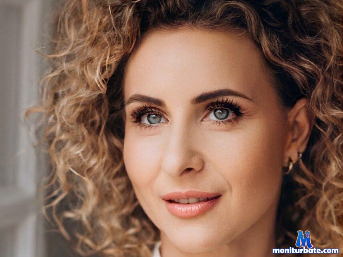 angel-emily Flirt4free performer 