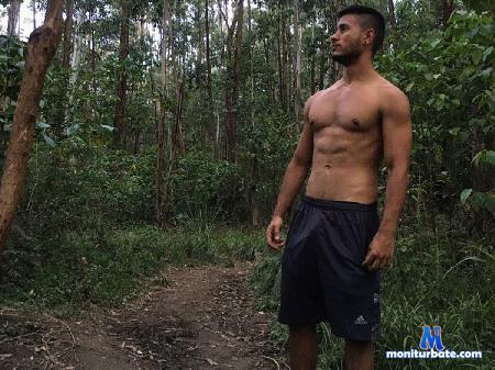 tony-blackk flirt4free performer  I have a member that will surprise you in search of a good ass that can hold me  !!!!!!     