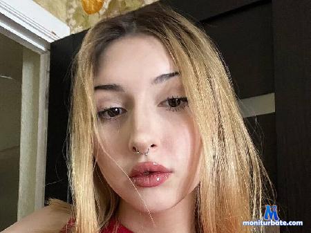 maya-jelly flirt4free performer Come closer , I might just become your favorite addiction