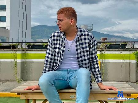 enrique-villaf flirt4free performer BEAR TWINK