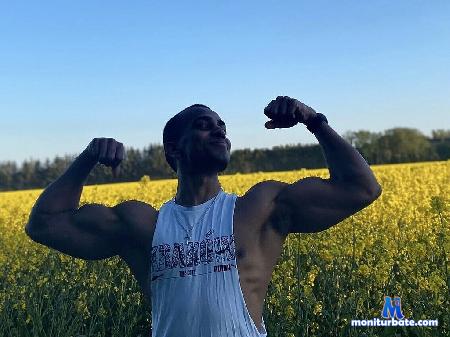 jacky-g flirt4free performer The place where the strength meets desire!