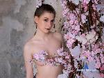 greta-mills flirt4free livecam show performer I love to tease and play, love to dominate and roleplay, let's have fun