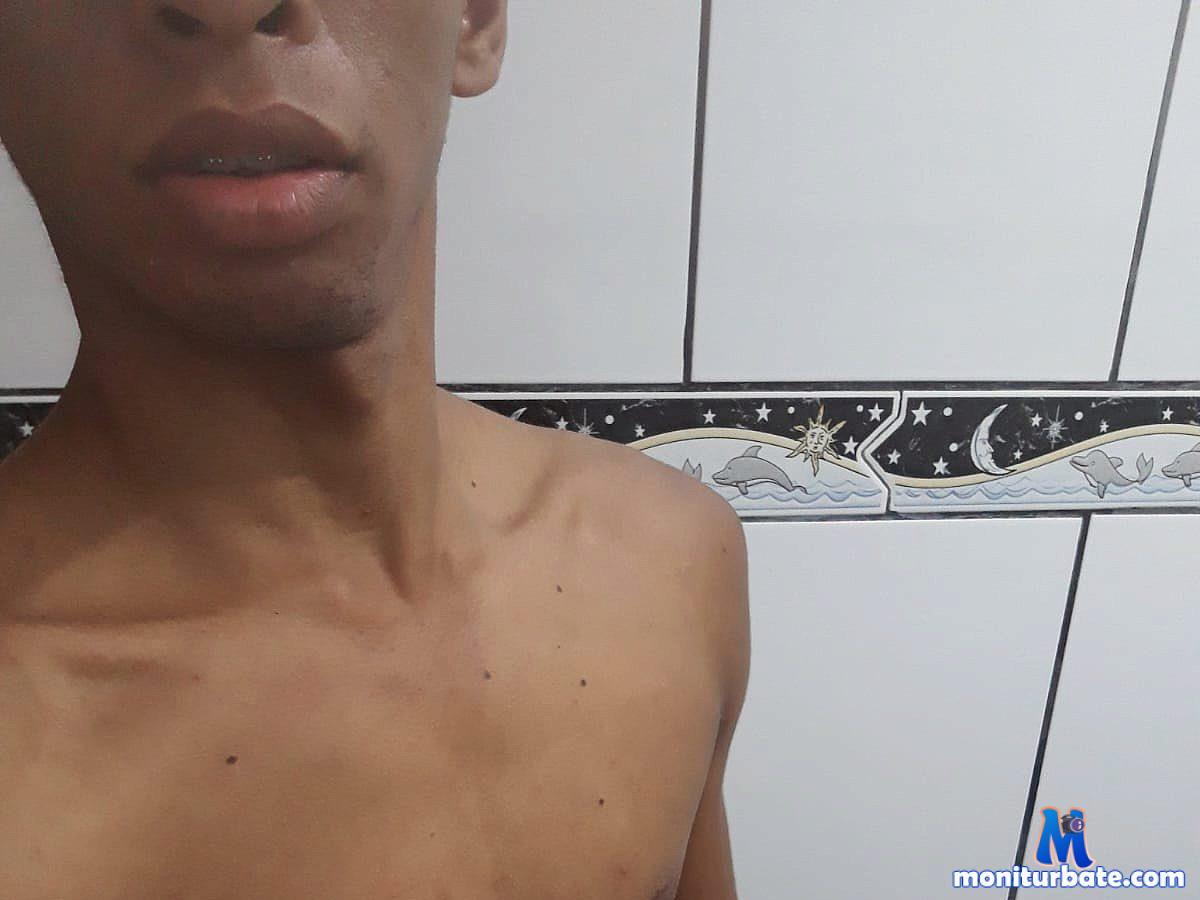 brown-le Flirt4free performer Legs Exhibitionism Giantism
