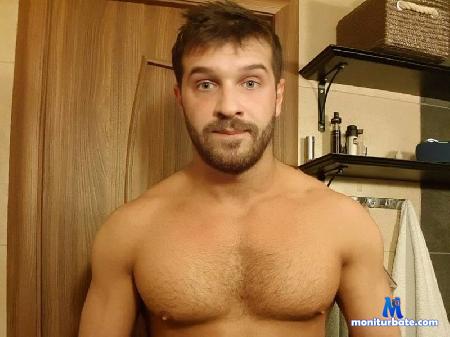 ilya-cute flirt4free performer Always ready for hot and wild chat!!!!