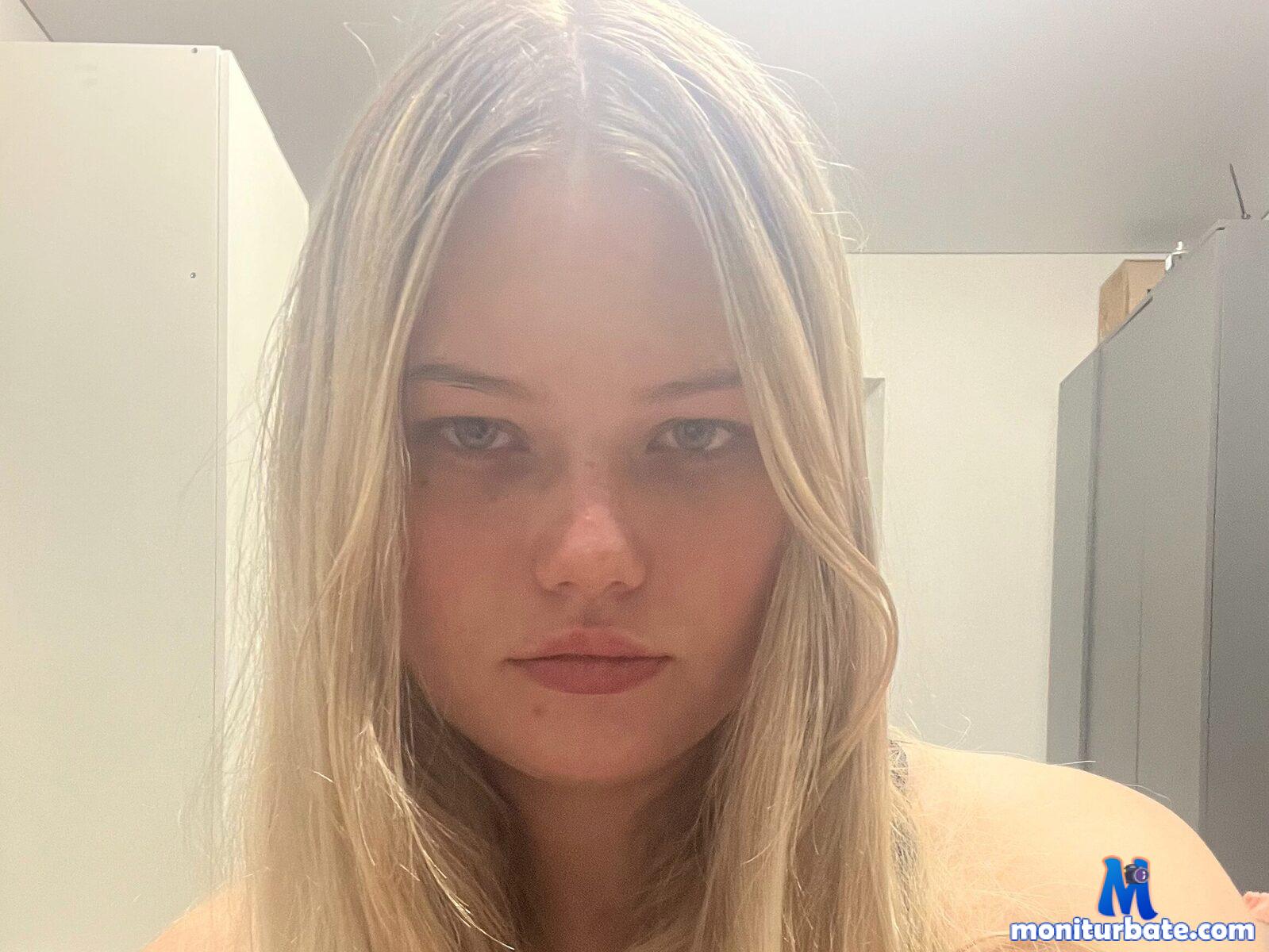 tamatha-donohve Flirt4free performer 