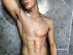ryan-bluen flirt4free livecam show performer hello boy welcome to my room I am a new boy here ready to please them I am bixesual I like the girl