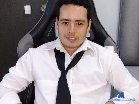 andres-cardenas flirt4free performer Felicidad ante todo 