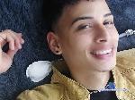 christian-thomaz flirt4free livecam show performer Hello, I am an outgoing boy, dynamic without limits, you want to enjoy with me, come now