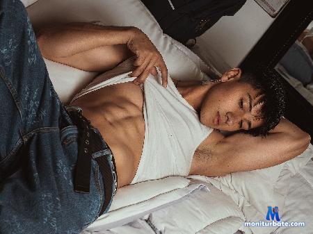 andy-coopers flirt4free performer Hey Guys, the winner will be the one who makes me cum 