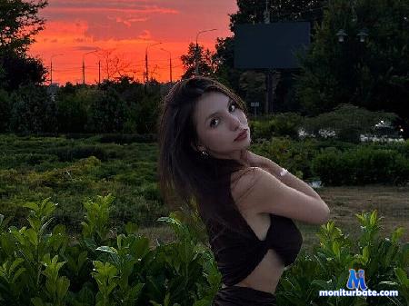 yoshie-alpis flirt4free performer Hi sweet! we want play! Play with us pls!