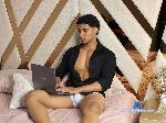 deymond-lee flirt4free livecam show performer  I am a sensual and very hot man