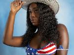 zoee-moretti flirt4free livecam show performer Pure glamour, juicy bigbutt, and irresistible ebony charm