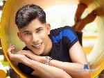 dan-parker flirt4free livecam show performer Latino guy looking for some love! ♥