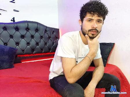 darry-blake flirt4free performer hairy and bearded thin boy, funny and cuativador, always happy and harmonious.