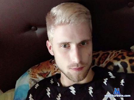 klark-lance flirt4free performer Love to play with my tight hole, with fingers, or lovense and dildo ;) Cum everywhere ;) 