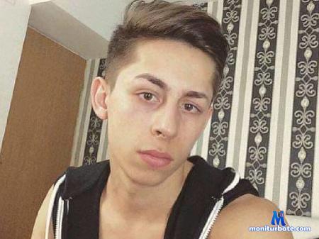 eddy-bravo flirt4free performer Hello !