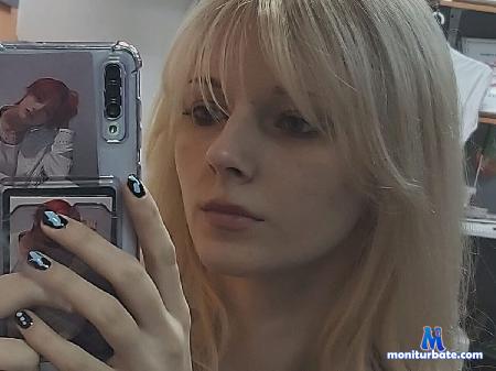 carmela-beem flirt4free performer Hi sweet! we want play! Play with us pls!