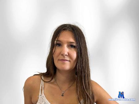 lenna-coxx flirt4free performer welcome here and enjoy my show