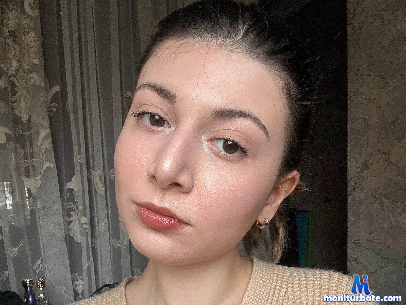 luisa-cadman Flirt4free performer 