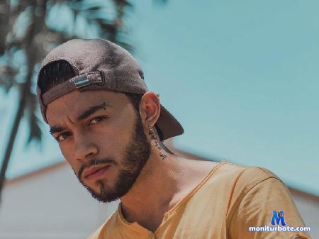 liam-arcos flirt4free performer Hi guys welcome to my room!