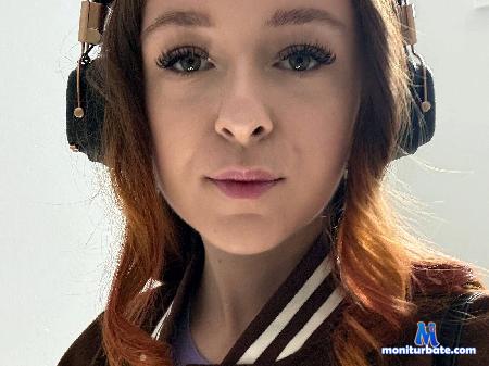 anneliese-pera flirt4free performer hey hey guys welcome to my room!