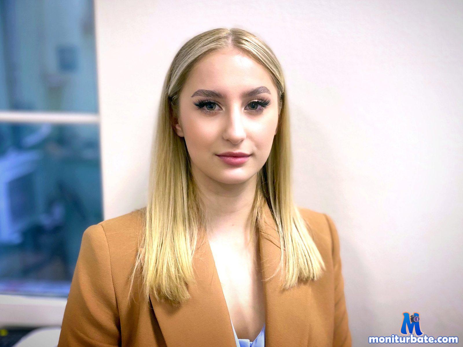 amie-howell Flirt4free performer 