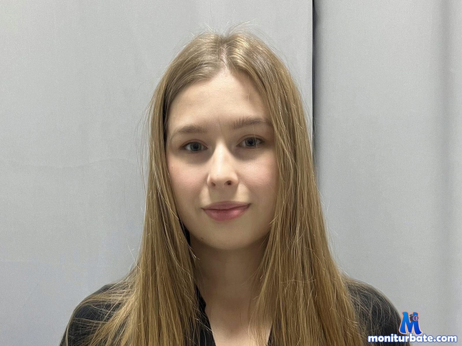 lynn-diaz Flirt4free performer Nipple Biting Nipple Play Doctor / Nurse Vibrator Whip Slaves Nun/Priest Cowboy/Cowgirl Tickling Training Gender Play Ben Wa Balls Chastity Training Sissy Training Exhibitionism Glory Holes Giantism