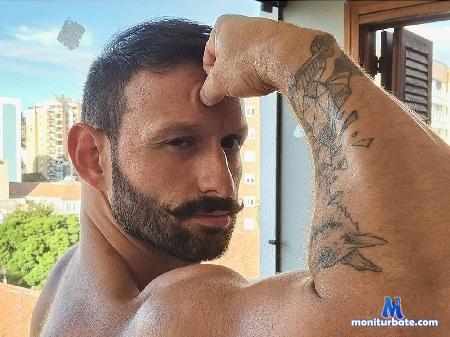 rapha-brasil flirt4free performer Rapha Brazilian Daddy