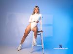 davina-rose flirt4free livecam show performer No te distraigas con esta cara bonita, ¡esta rubia tiene muchas cosas por descubrir!