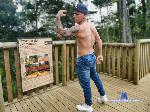 guss-jons flirt4free livecam show performer I am a personal trainer, I like to have a good idea of ​​sharing it is to know and have fun