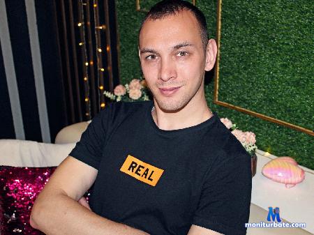 verter-pump flirt4free performer Hey! I'm NEW here! Let's have some fun TOGETHER! 