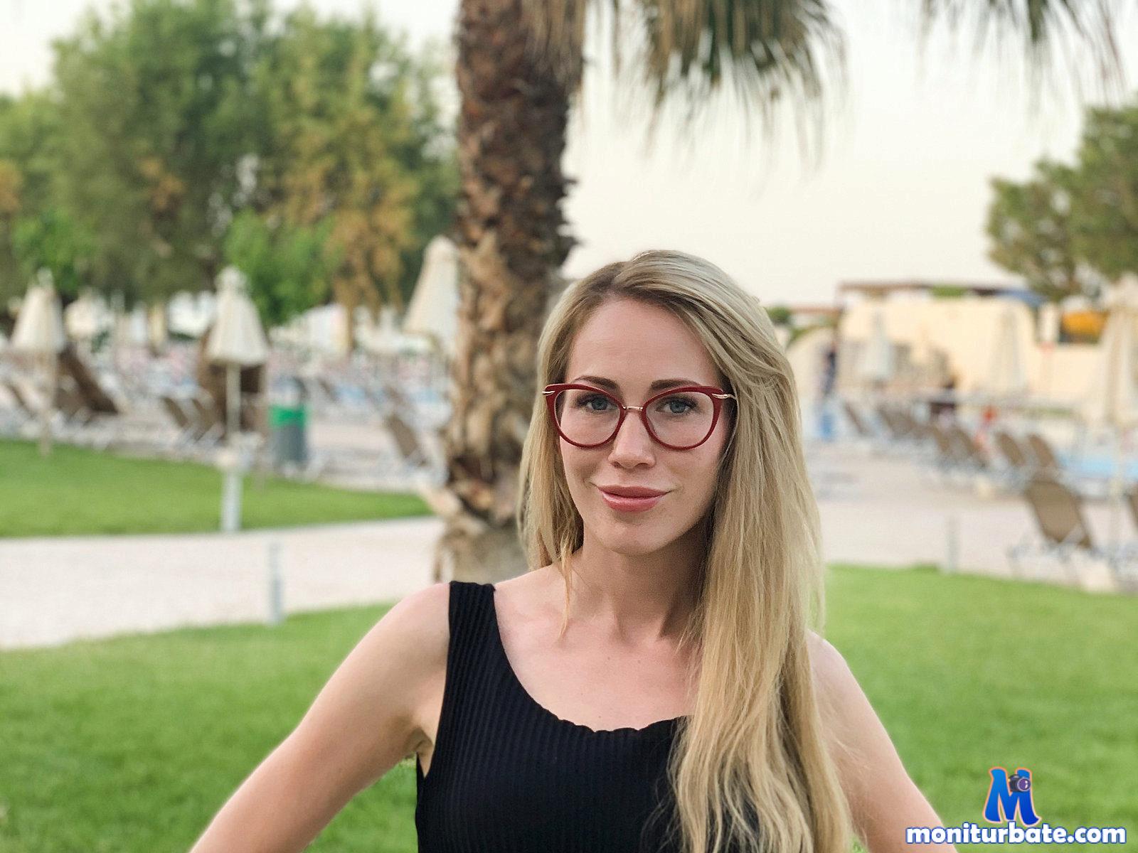 elis-tight Flirt4free performer Anal Nipple Play Doctor / Nurse Service Worker/Housewife Vibrator Domination Anal Training Humiliation Coach/Trainee Cosplay